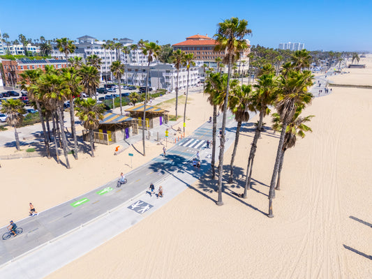 SANTA MONICA BEACH