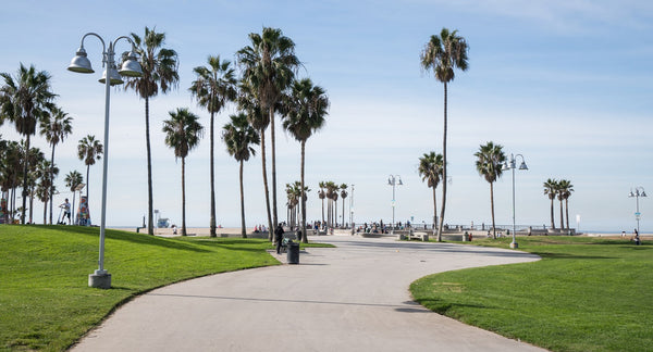 SANTA MONICA BEACH